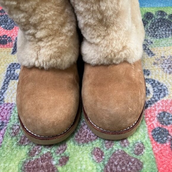 UGG Australia Knee Boots - Picture 1 of 4
